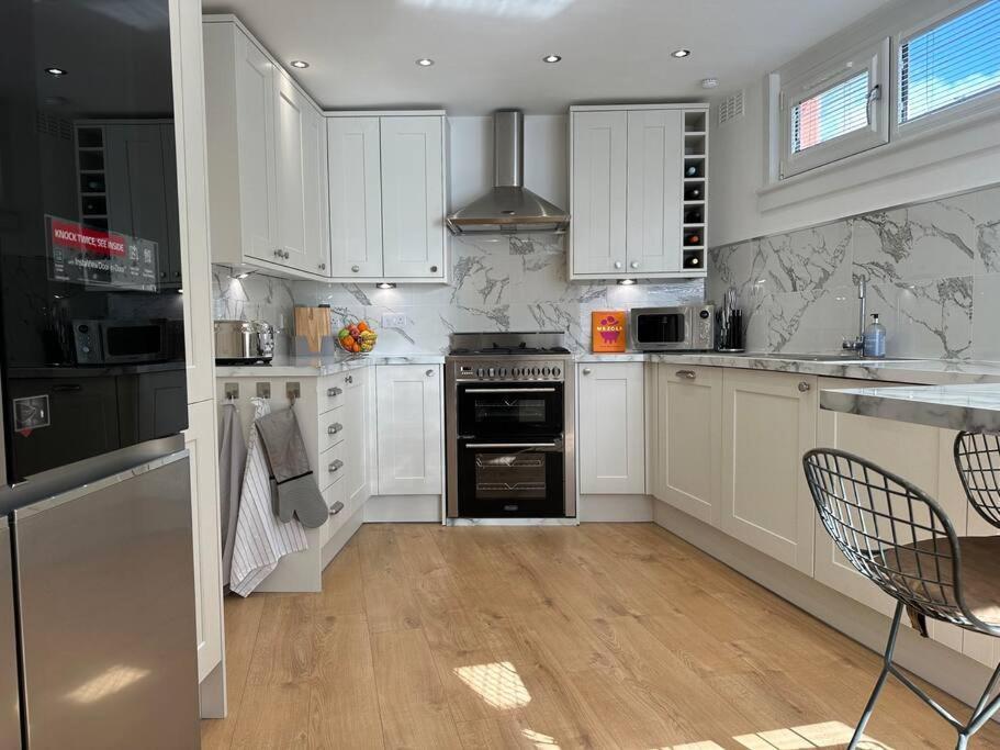 Stylish, Smart & Fun 4 Bed Home London Luaran gambar