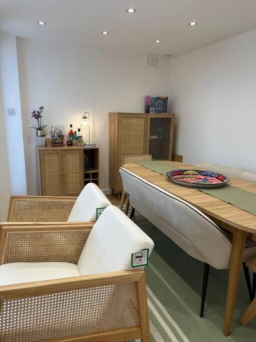 Stylish, Smart & Fun 4 Bed Home London Luaran gambar